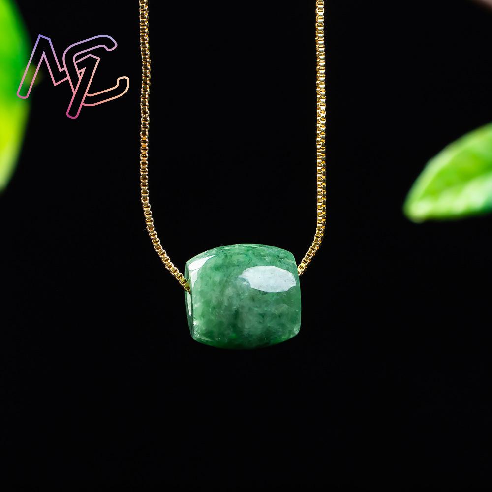 Pendentif en perles de Jade vé - Vintage Fashion Design avis et prix