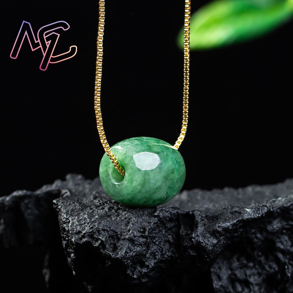 Pendentif en perles de Jade vé - Vintage Fashion Design avis et prix